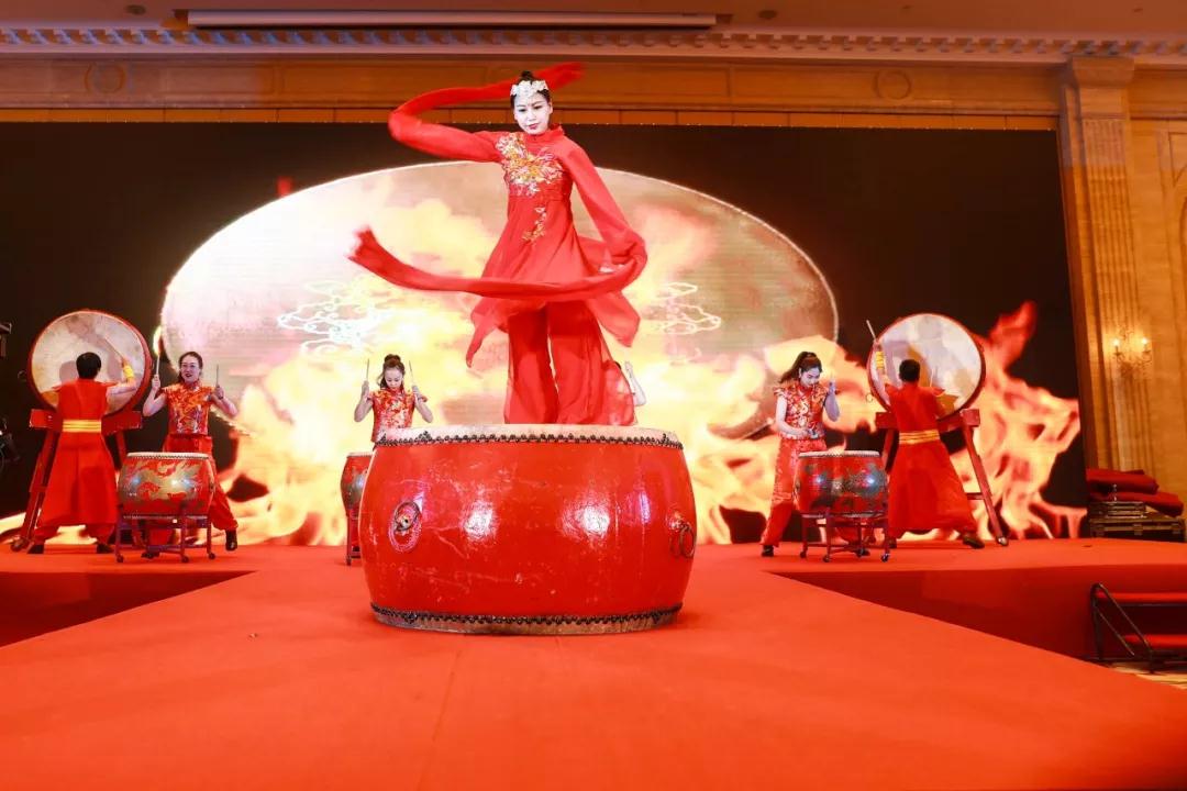 熱烈慶?!白兏飫?chuàng)新 揚帆未來”北京中成康富2019年合伙人年會勝利召開 熱烈慶?!白兏飫?chuàng)新 揚帆未來”北京中成康富2019年合伙人年會勝利召開